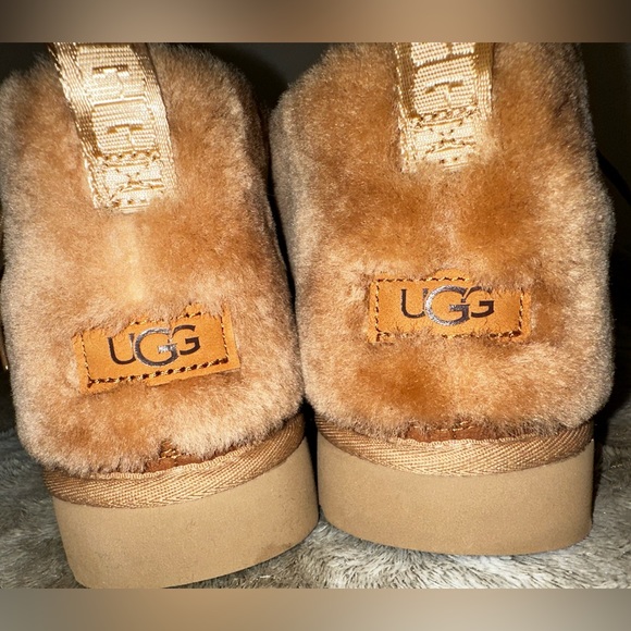 UGG Men’s Neumel Cozy Boot - Picture 4 of 5